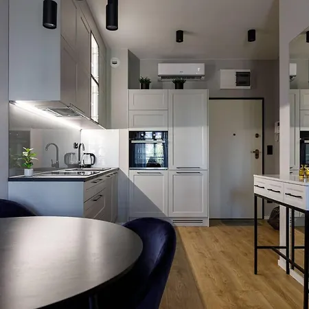 Golden Apartments&glamping-jp19 * Wroclaw